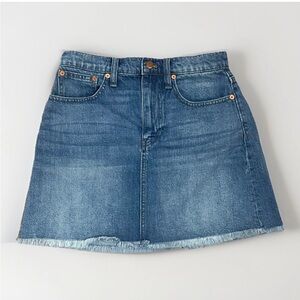 Madewell Rigid Denim Mini Jean Skirt Women’s 26 Blue Medium Raw Hem Country